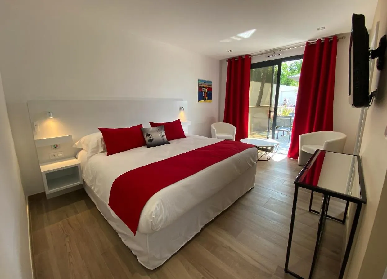 Le Clos Des Bleynoux Saint-Étienne-de-Fontbellon بيت للعطل
